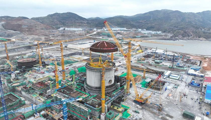 中广核浙江三澳核电项目2号机组完成穹顶吊装